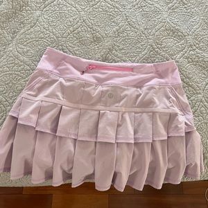 Lululemon run pace setter skirt skort purple ruffle.Size 4 RARE NOT SOLD ANYMORE